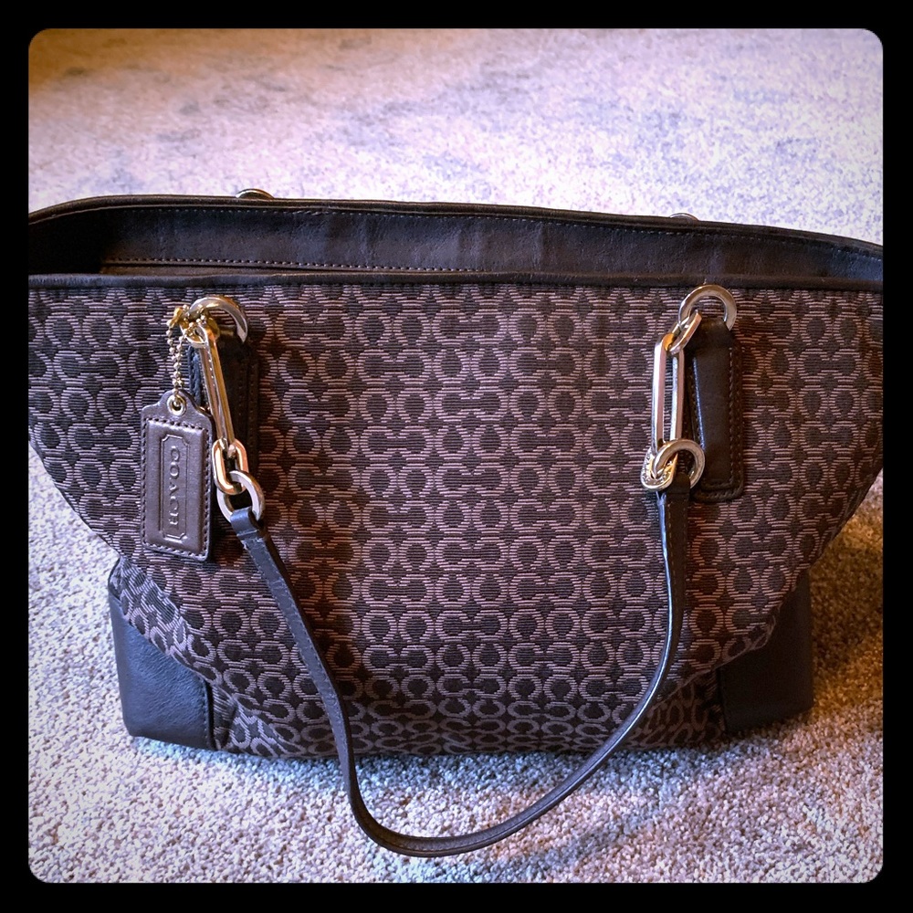Coach large bag pristine condition